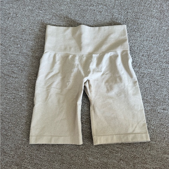 Cameeli Tan Bike Shorts - Picture 3 of 6